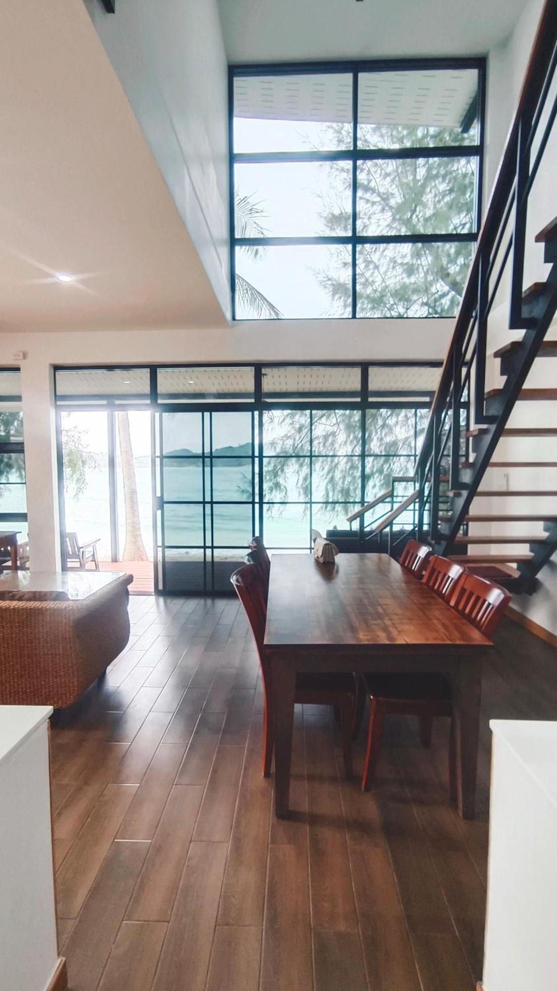 Holiday home 2-bedroom Front