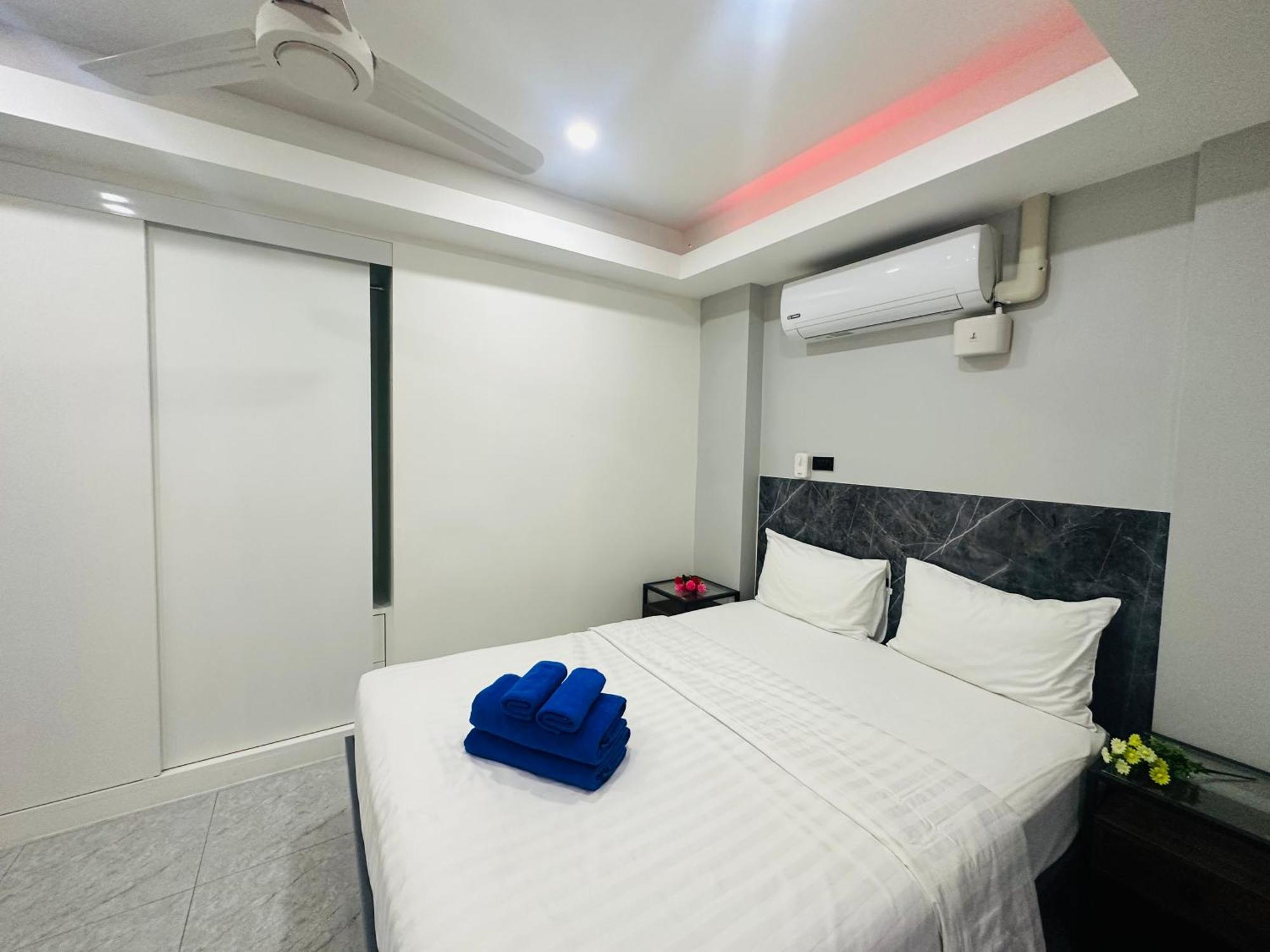 Location Apartments, 2 Bedrooms Apartment Patong