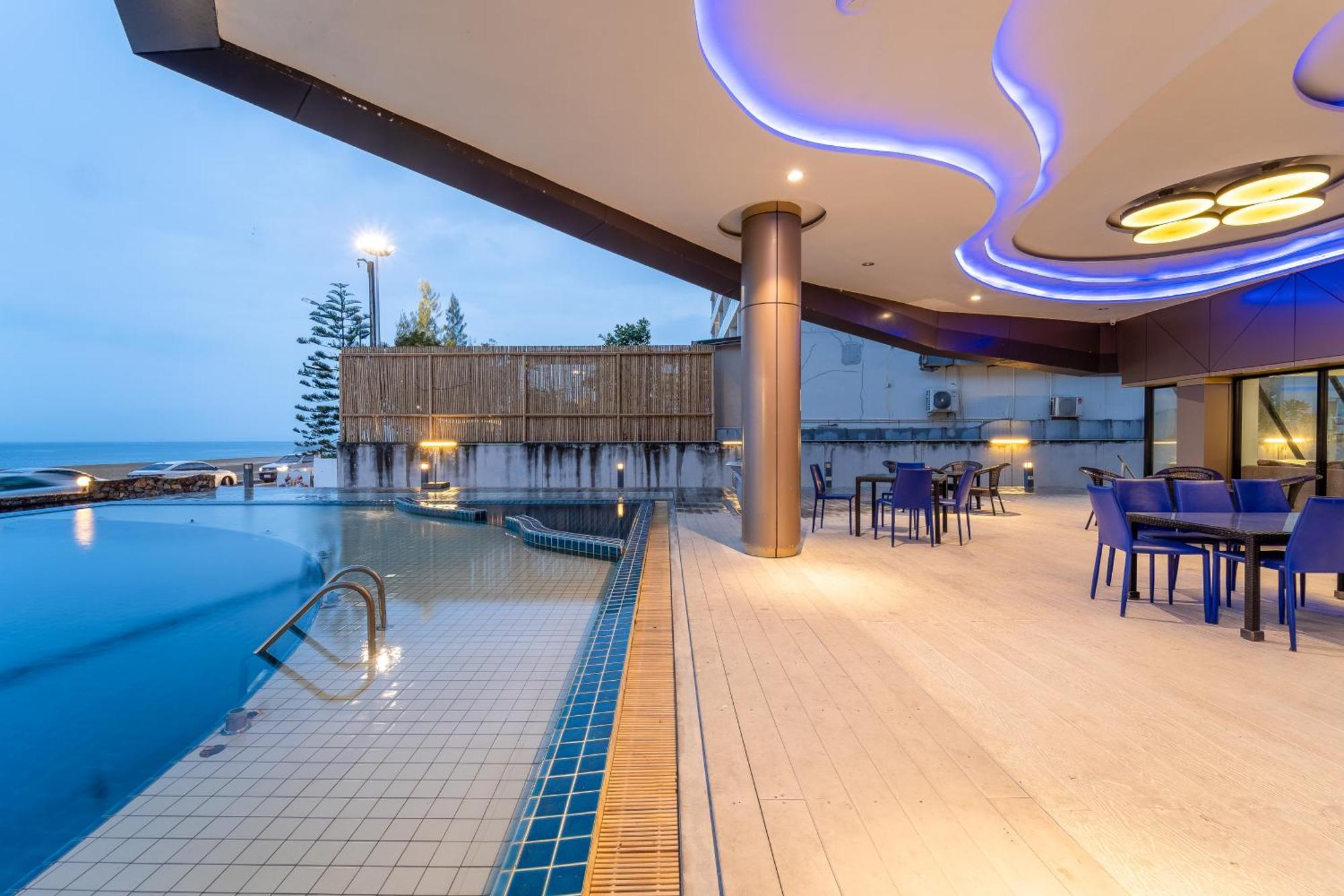 Rodina 5* Jomtien Beach