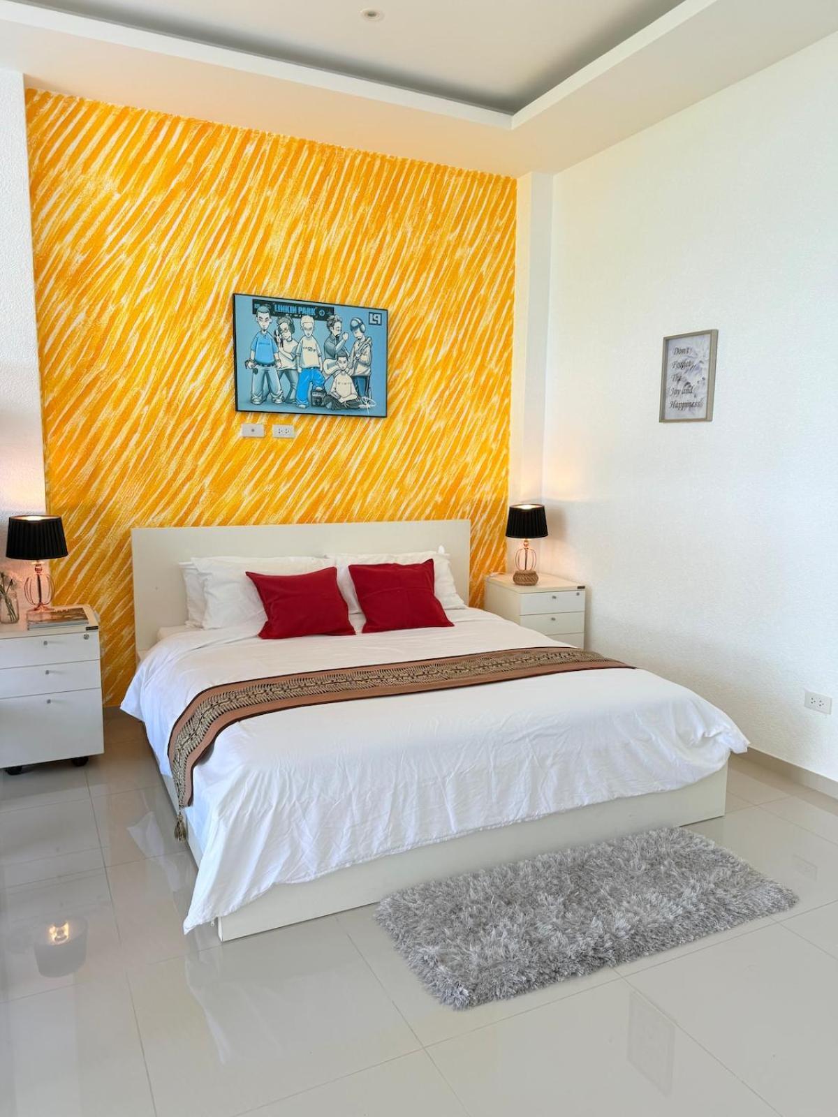 Naamvilla Exclusive