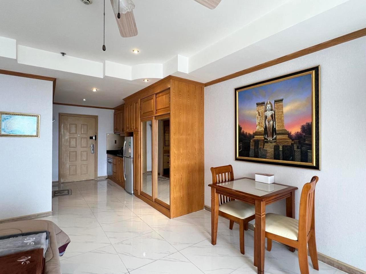 Viewtalay Beachfront By Nd Apartment Pattaya