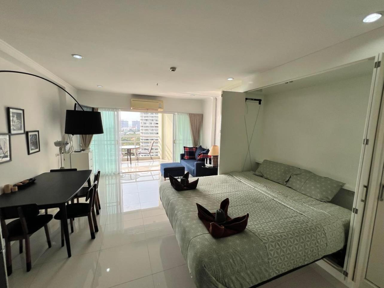 Apartment Viewtalay Beachfront By Nd Pattaya
