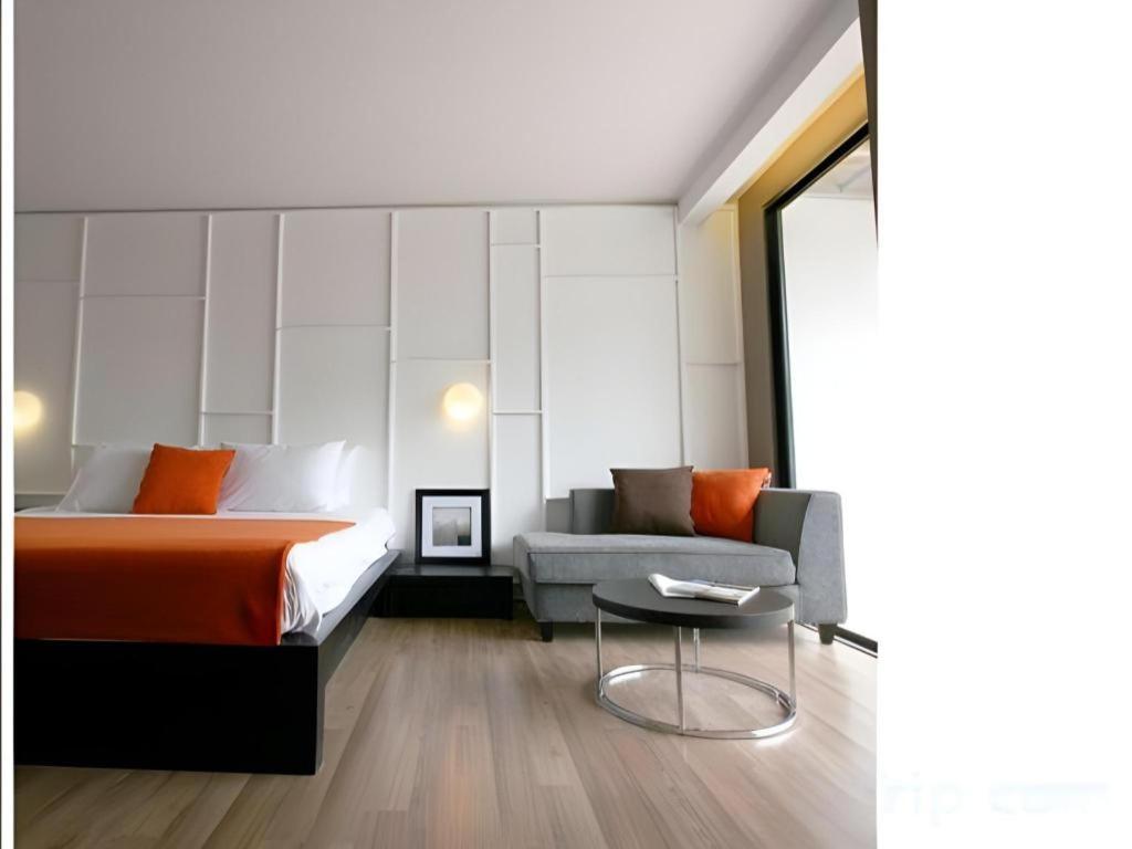 Page 10 Hotel 4*
