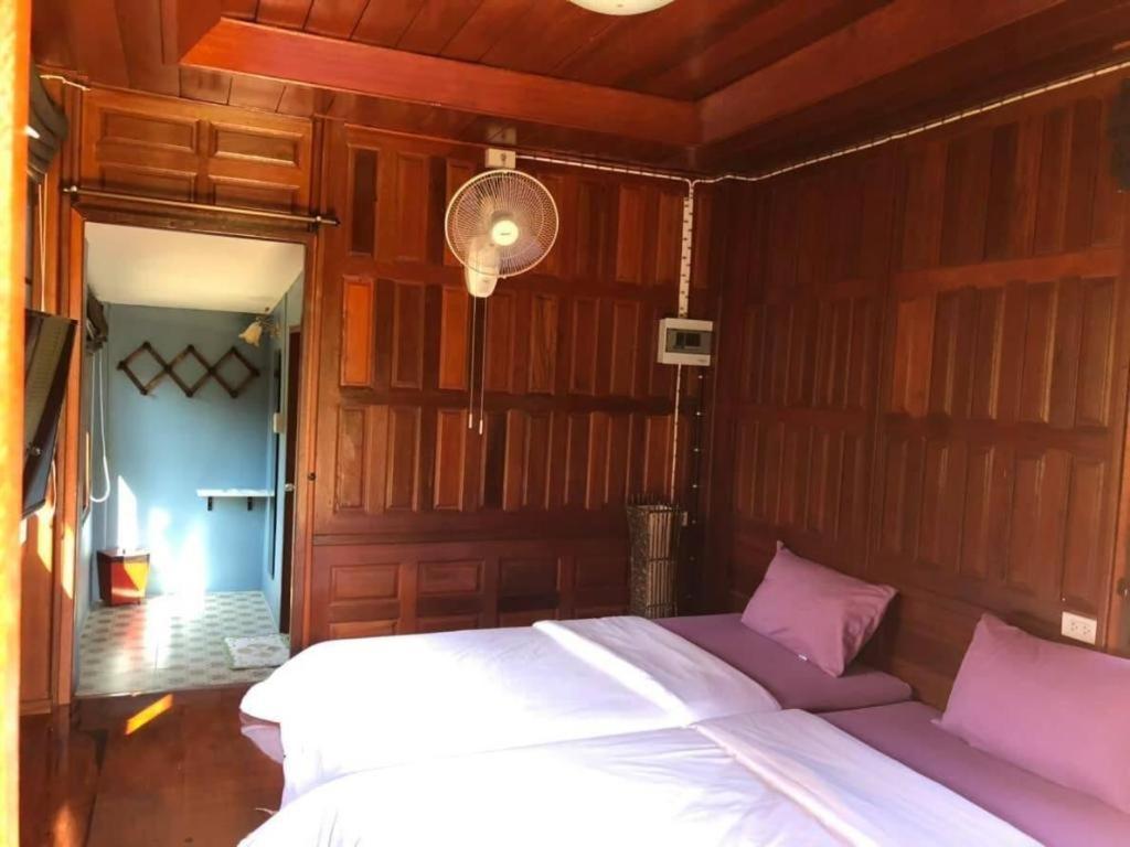 Nai Khun Khao Resort 3*
