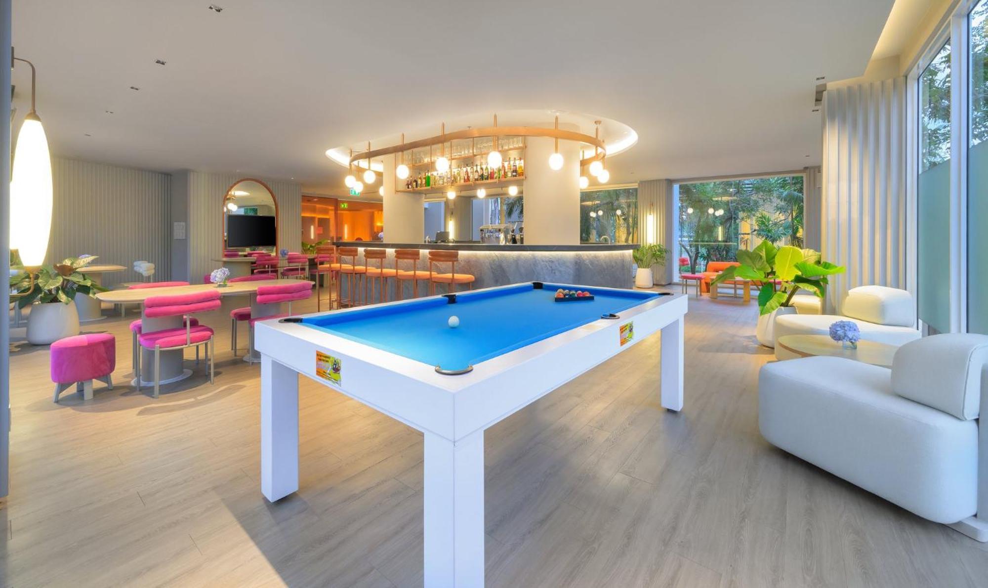 Centara Phuket Hotel 4*