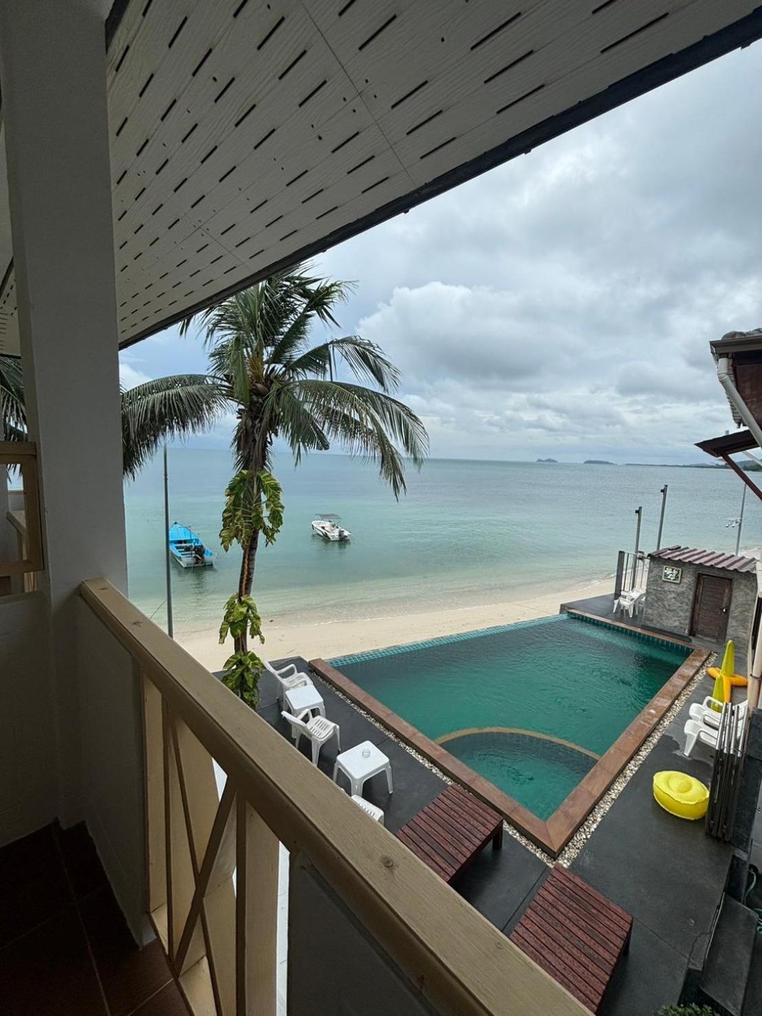 Rin Bay View Hotel 3*