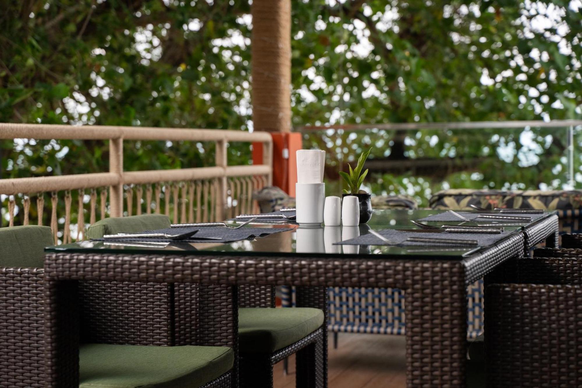 Prana Nandana 4*