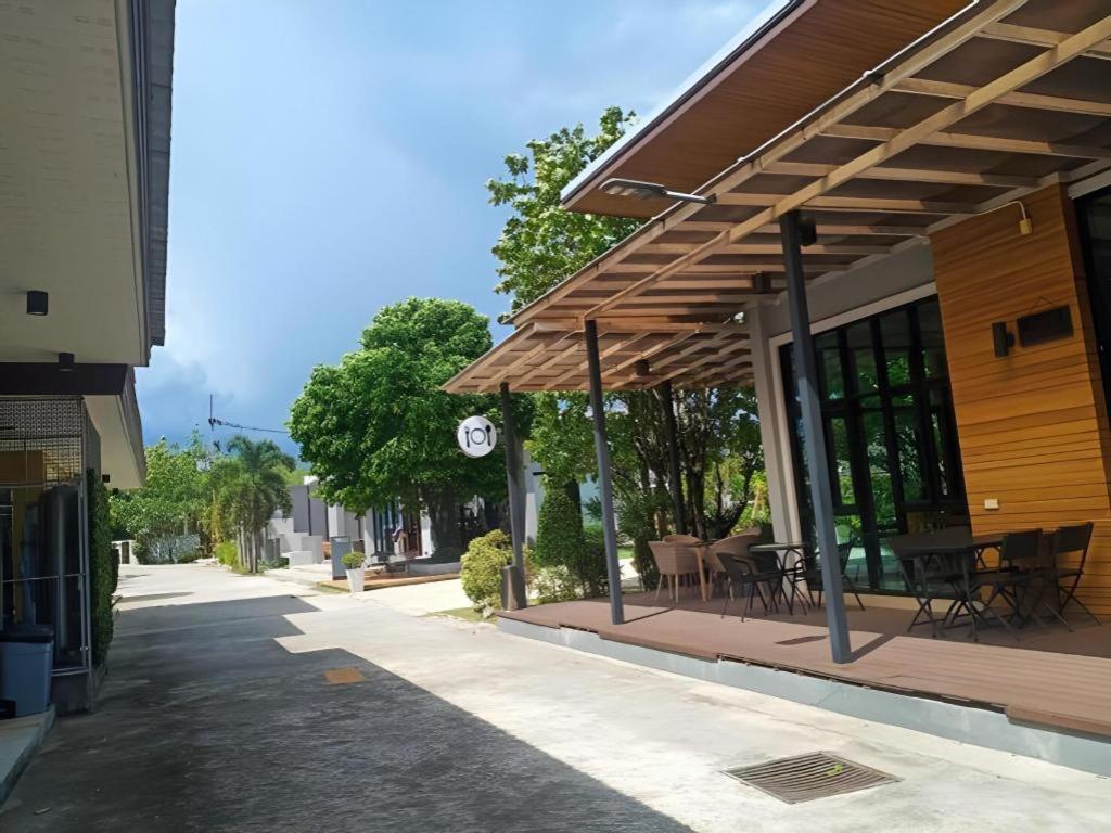 Resort Seree Grand Hat Yai