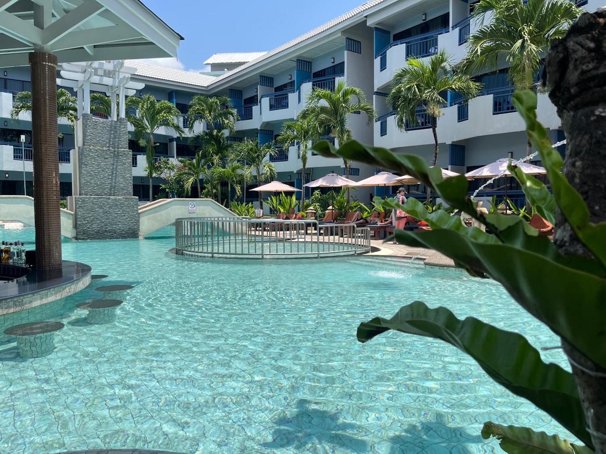 Phuket Island View - Sha Extra 4*