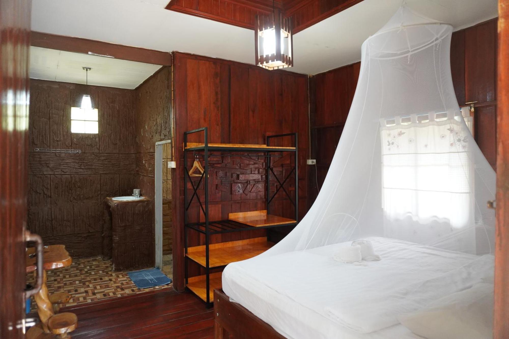 Khao Sok Palmview