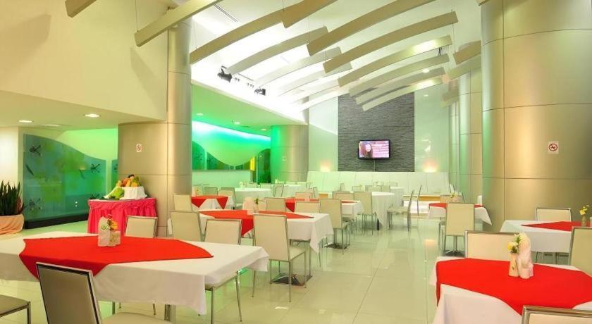 Mayflower Grande Hotel 3*