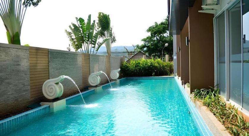 Hotel Chic Residences At Karon 3*