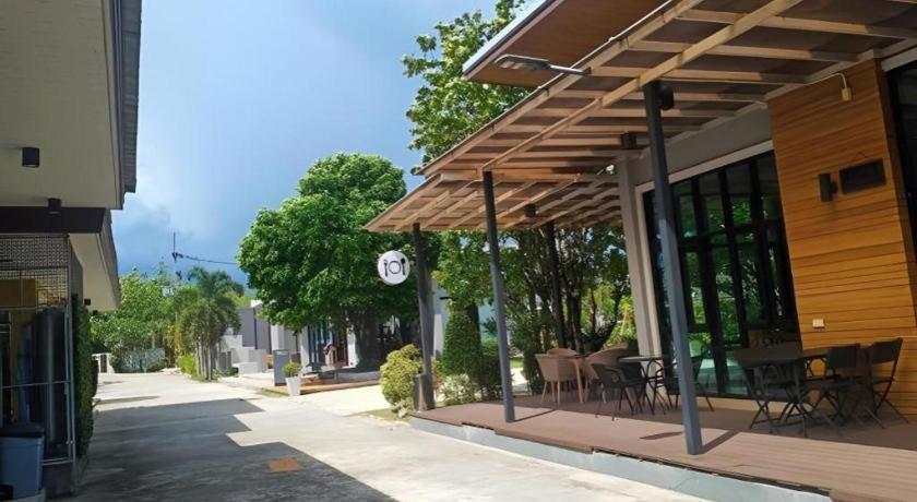 Resort Seree Grand Hat Yai