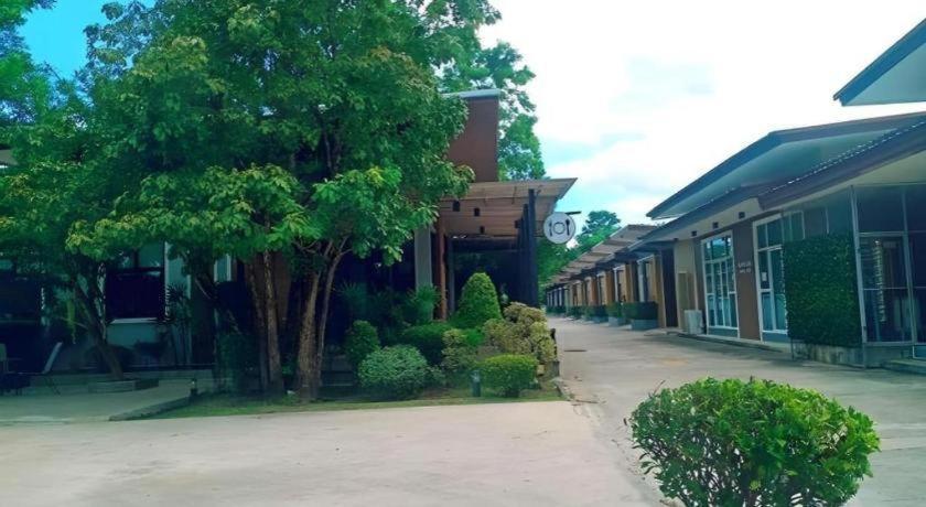 Seree Grand 3*