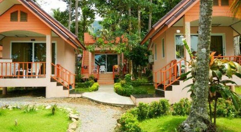 Sea Flower Resort