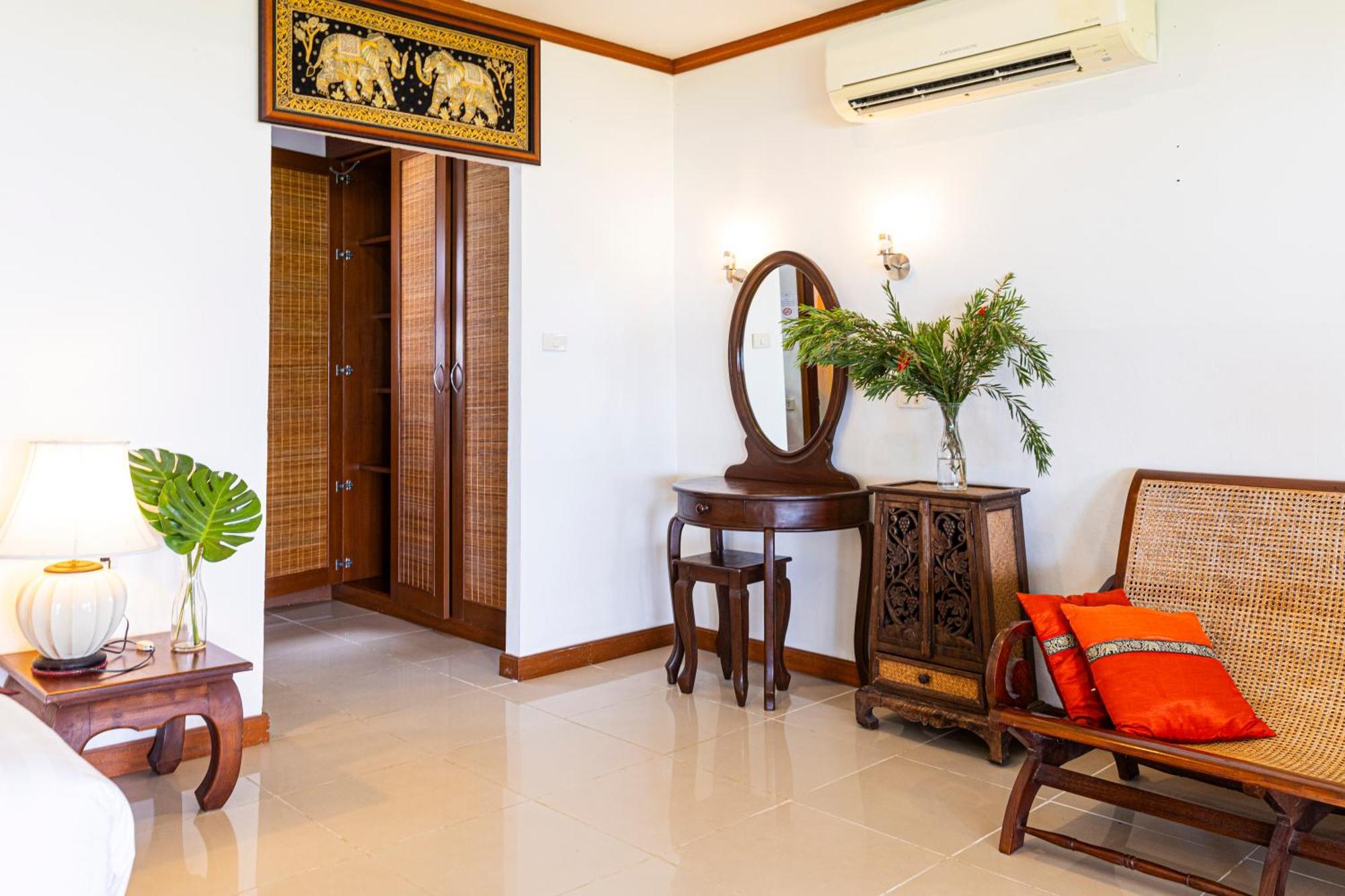 Resort Lipa Lipa Noi