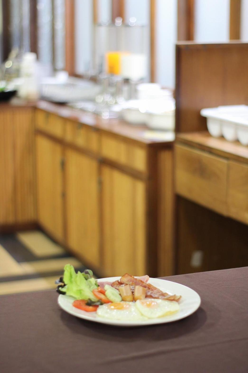 The Guest Arak Boutique Hotel Chiang Mai