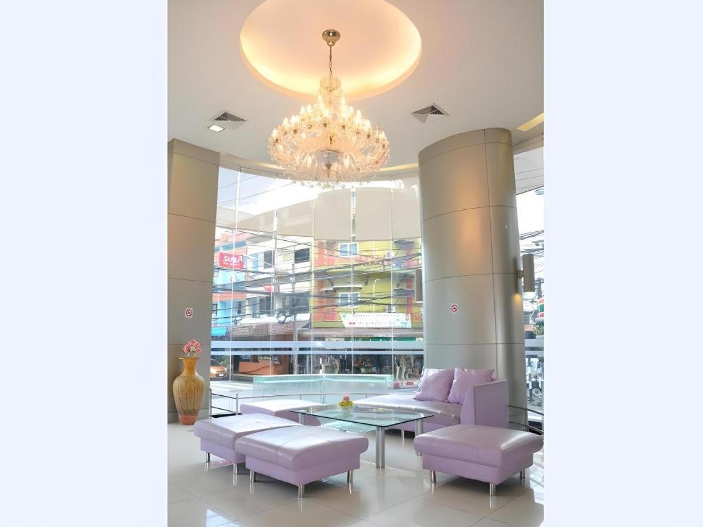 Hotel Mayflower Grande 3*