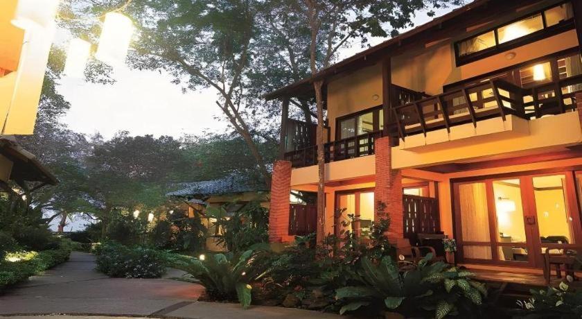 Baan Talay Dao Resort Hua Hin