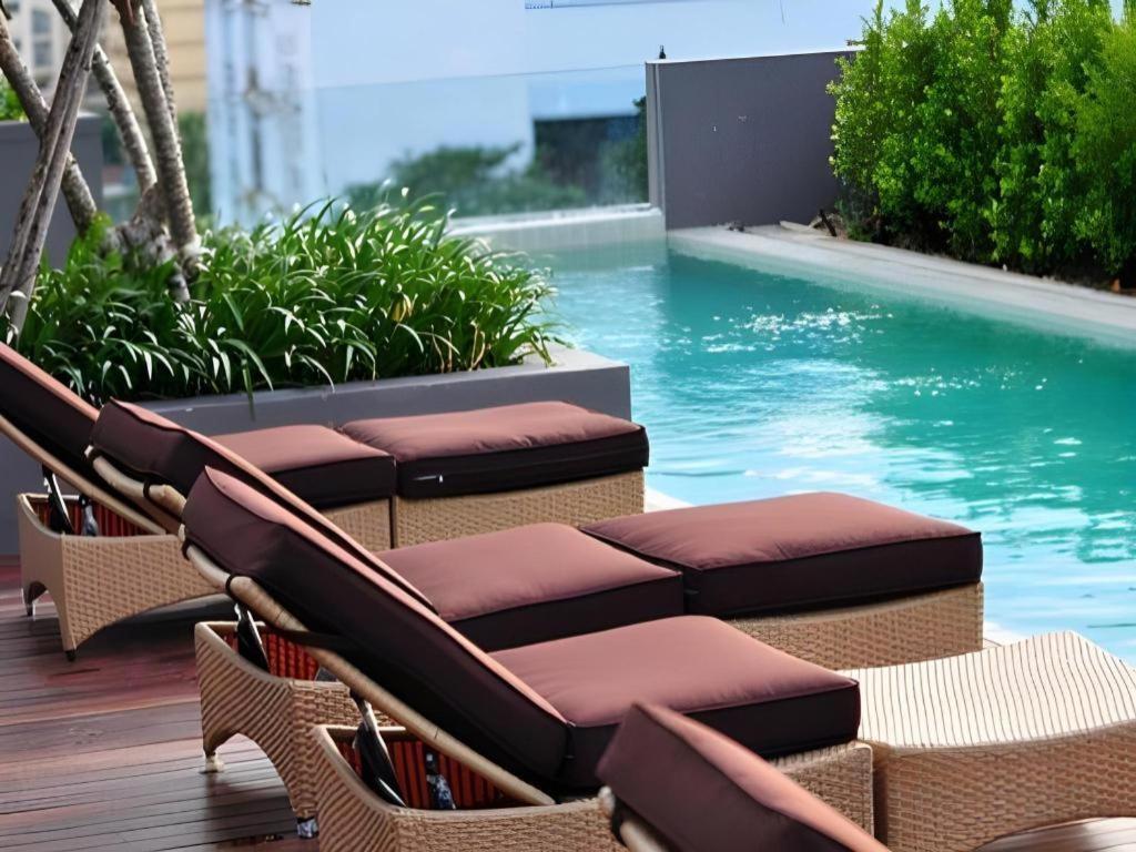 Page 10 4* Pattaya