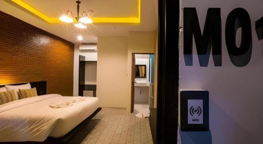 M Boutique