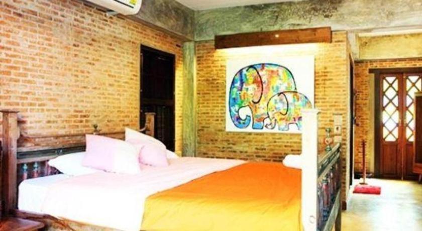 Baan Gong Kham Hotel 3*
