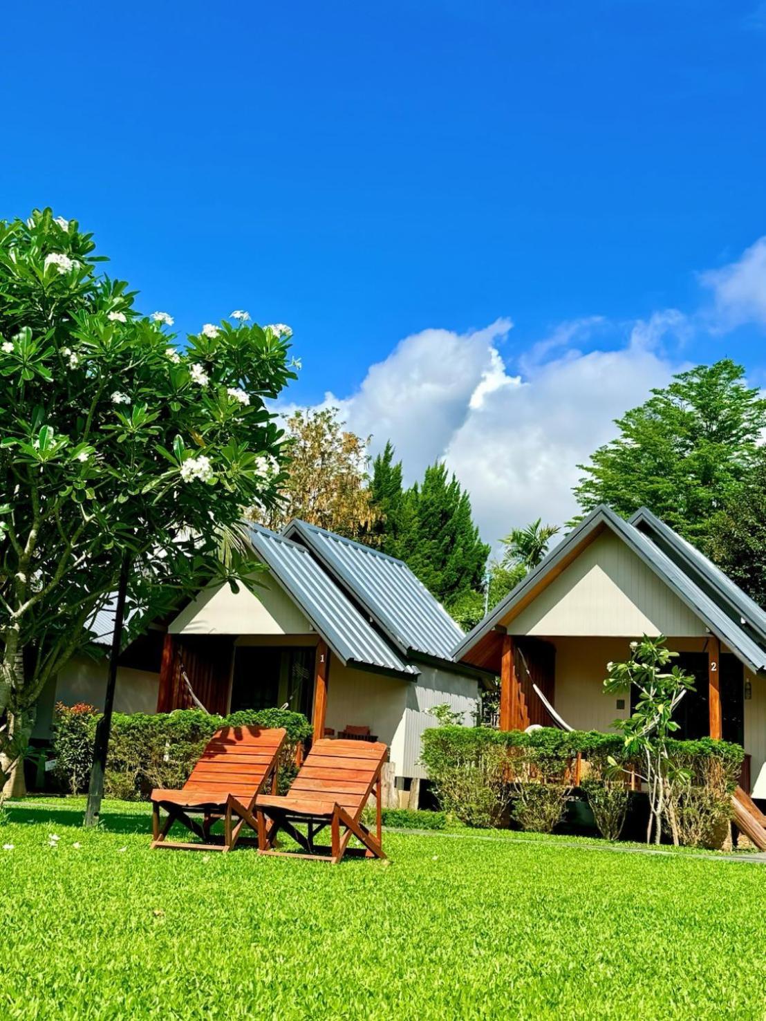 Nam Now Bed & Breakfast 2*