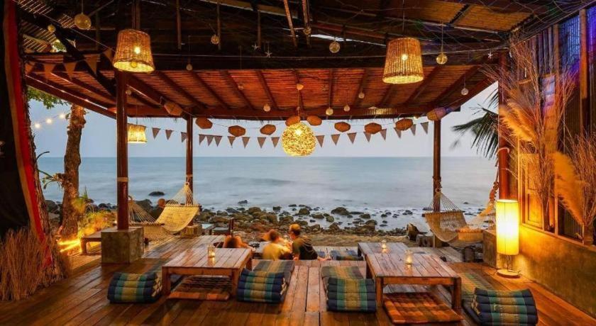 Warapura Koh Chang