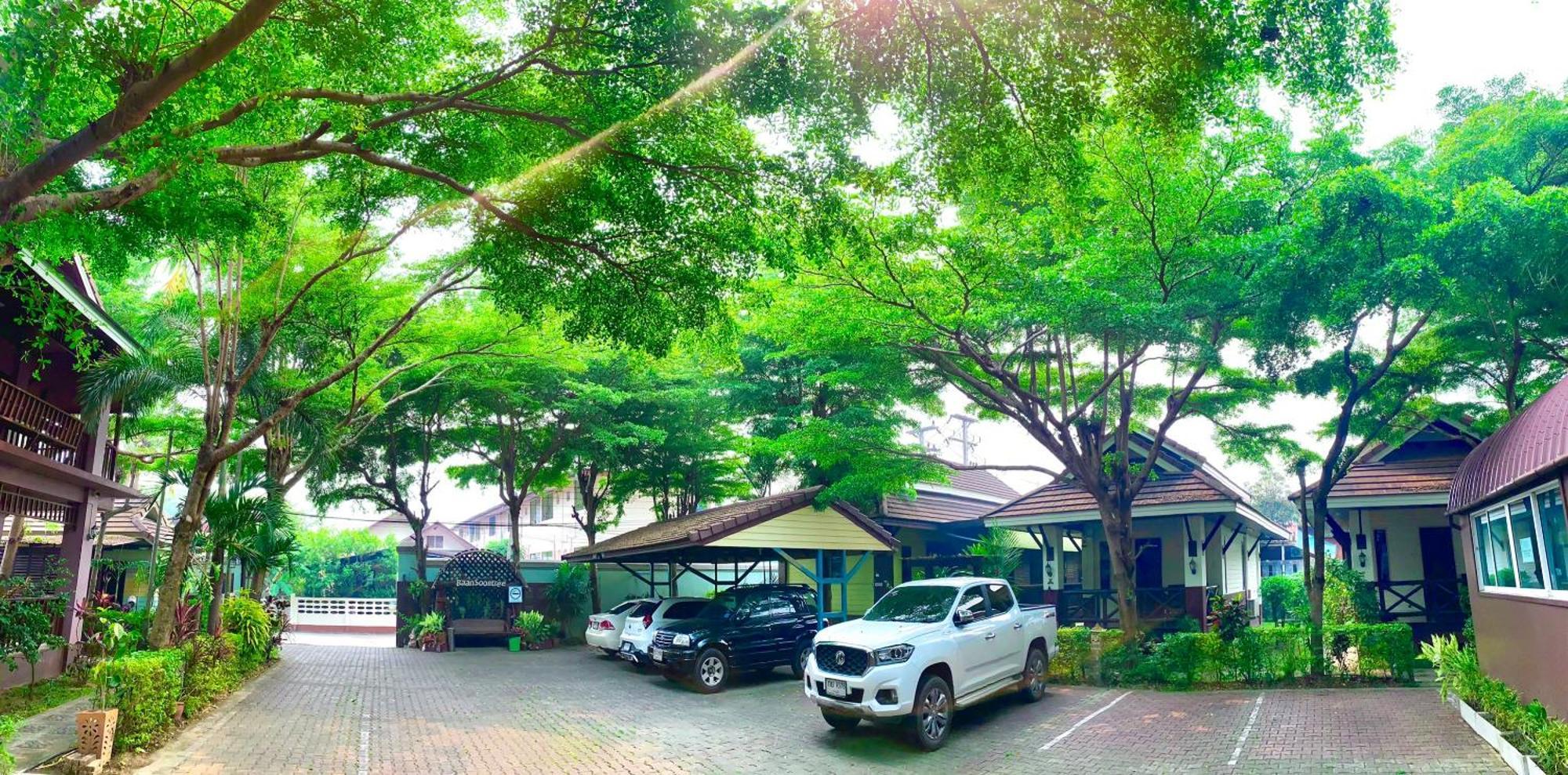 Resort Baan Soontree