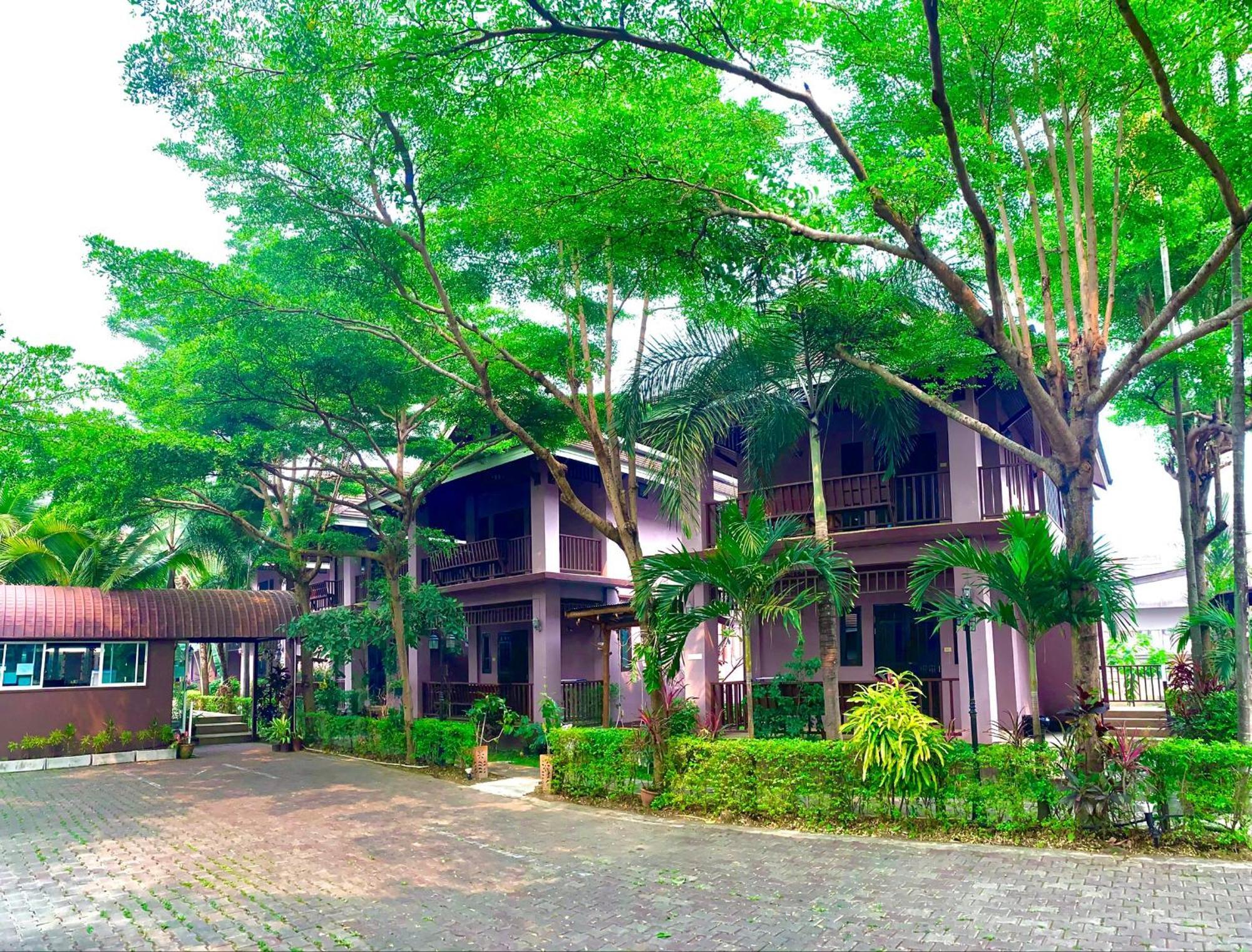 Baan Soontree Resort 3*