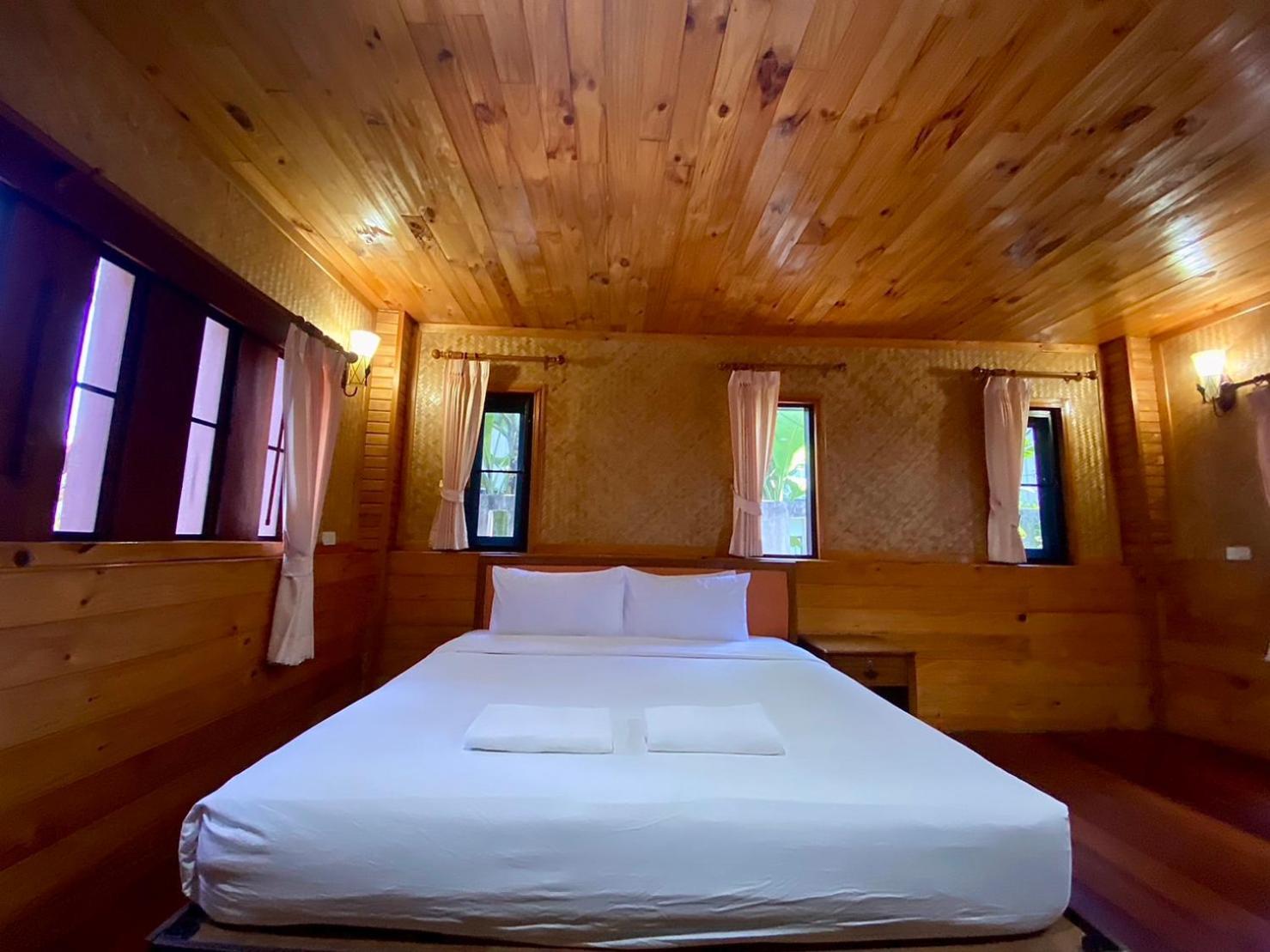 Resort Baan Soontree
