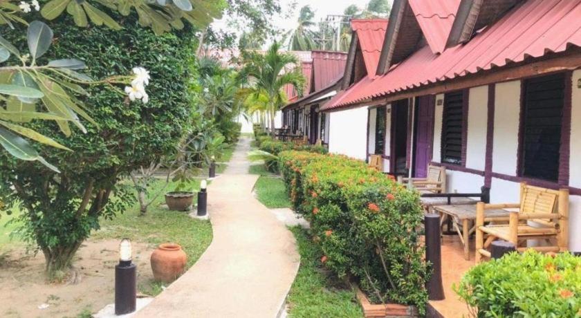 Phangan Resort 2*