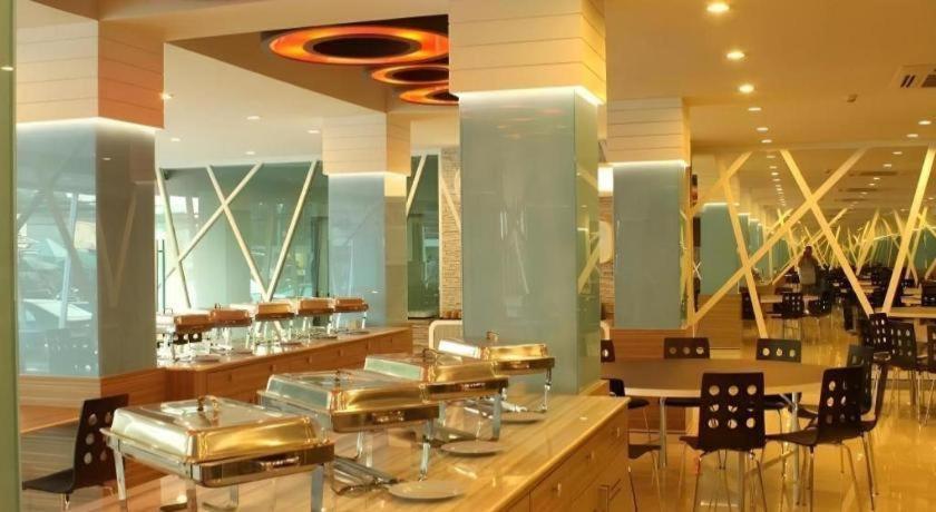 Chariot 3* Pattaya
