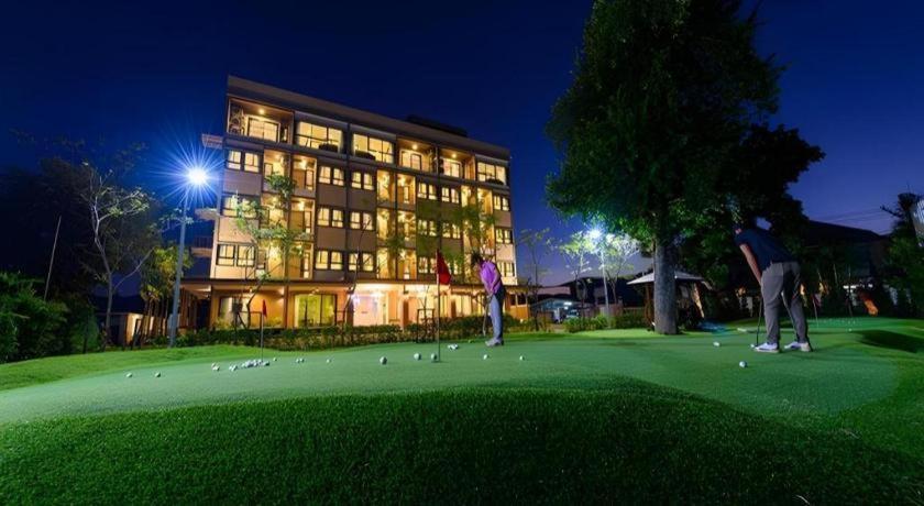 Resort Mira & 4*