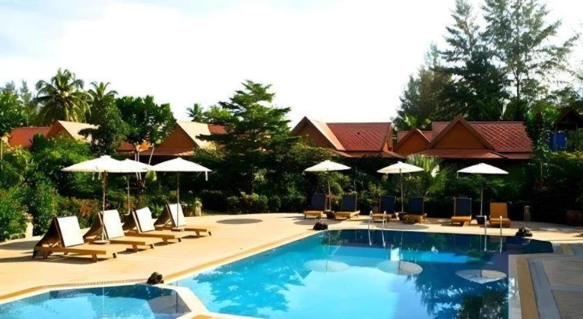 Gerd And Noi Khao Lak