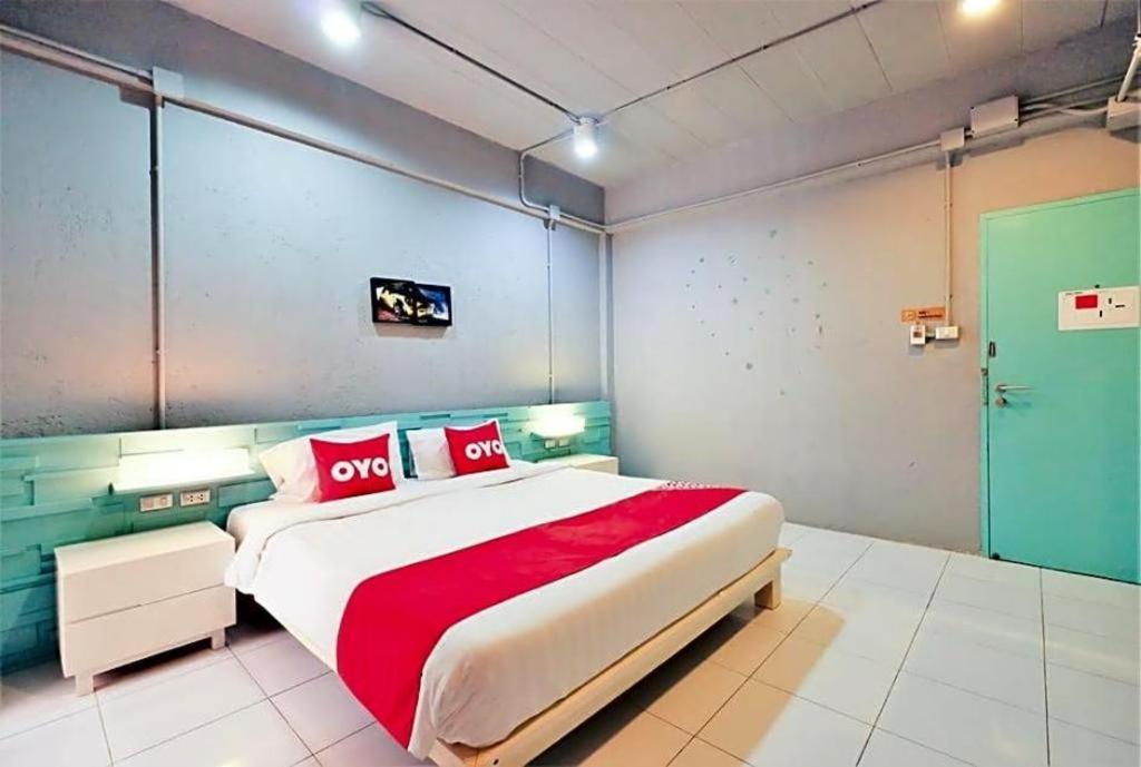 Oyo 292 The Oddy Hip Hotel