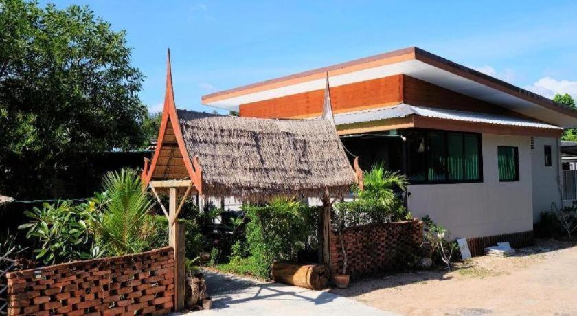 Hotel Oyo 503 Phuket Numnoi Bang Tao Beach (Phuket)