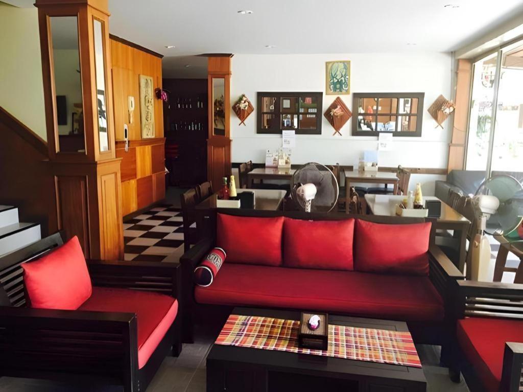 Hotel The 2*