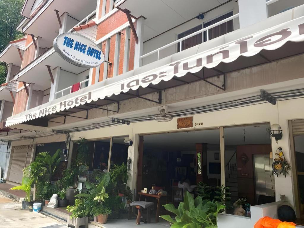 Hotel The 2*