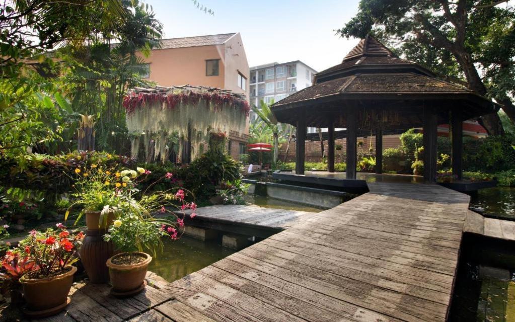 Garden Hotel 3*
