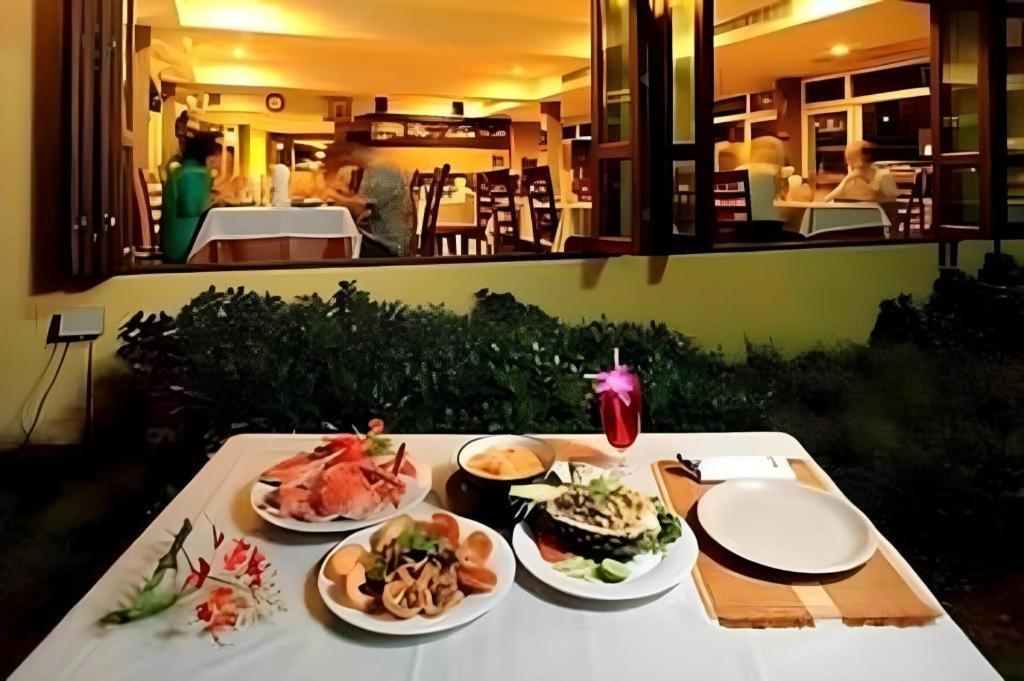Bacchus Resort Pran Buri