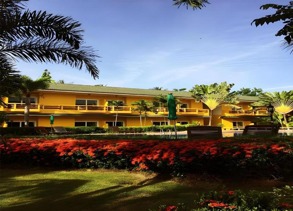 Resort Bacchus 3*