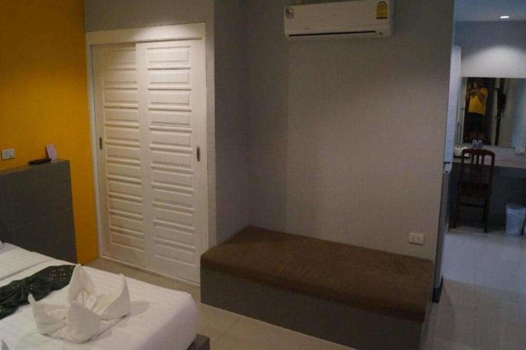 P.f Mansion Hotel 2*