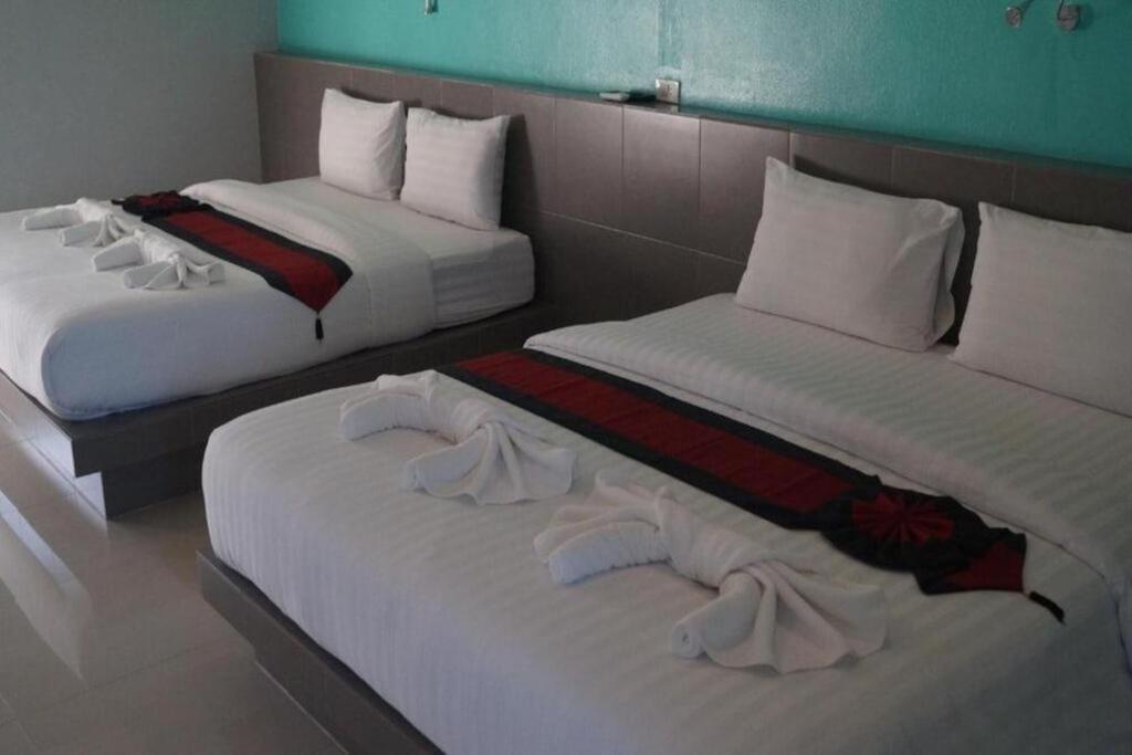 Hotel P.f Mansion 2*