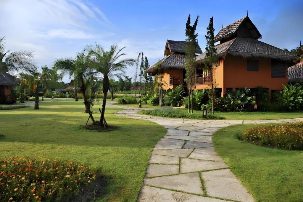 Pai Hotsprings Spa Resort 4*