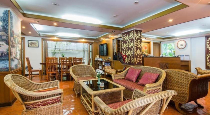 Hotel Chada Thai House