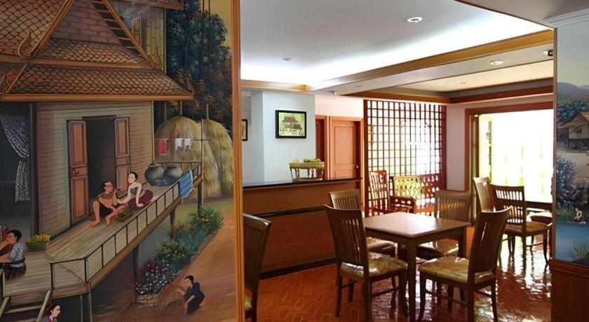 Chada Thai House