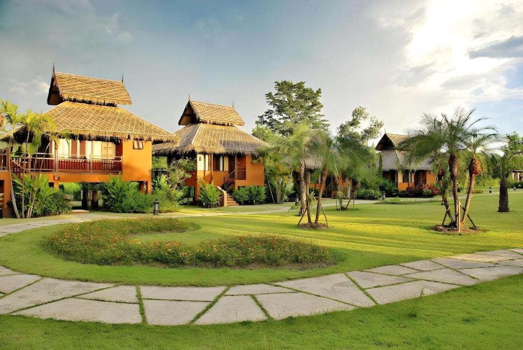 Pai Hotsprings Spa Resort 4*