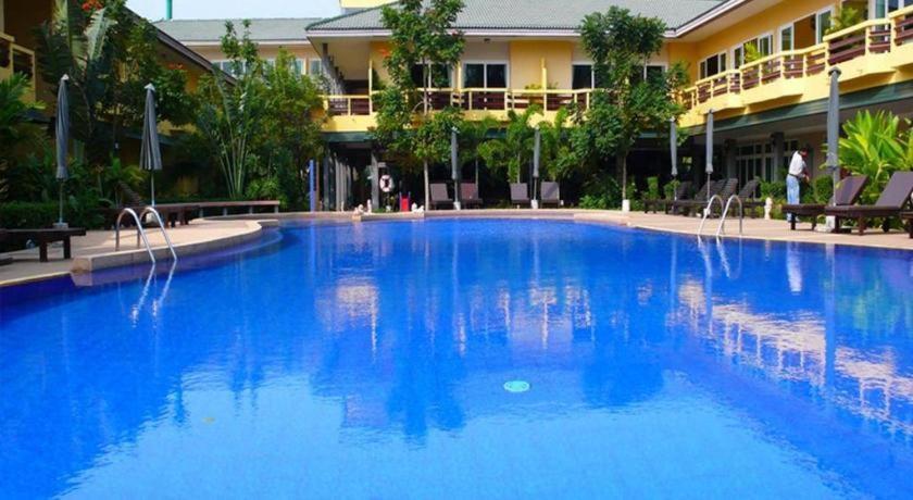 Bacchus Resort 3*