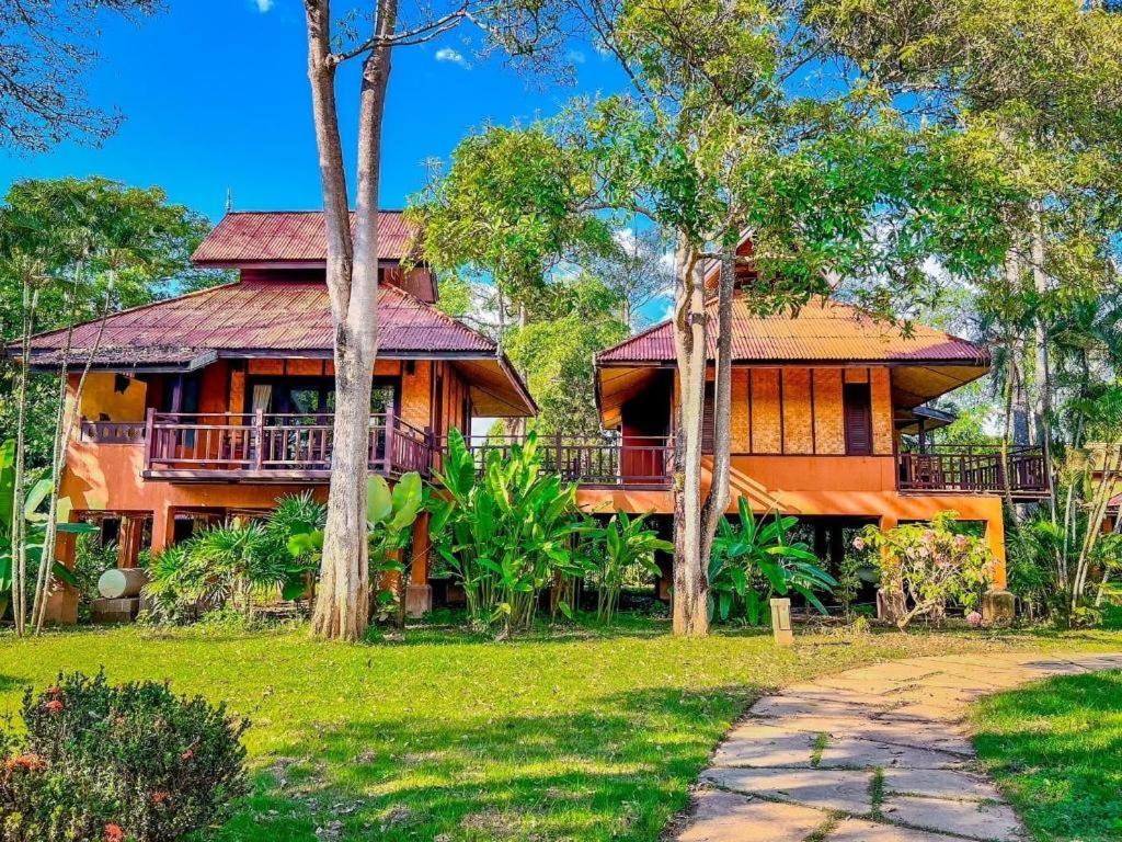 Resort Pai Hotsprings Spa Resort 4*